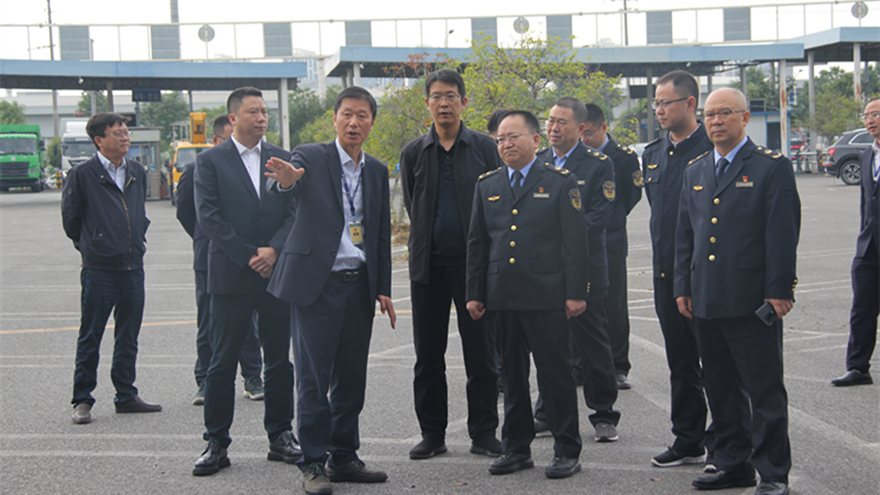 市市場(chǎng)監(jiān)督管理局黨組書(shū)記、局長(zhǎng)陳鼎一行到泰安檢測(cè)走訪調(diào)研